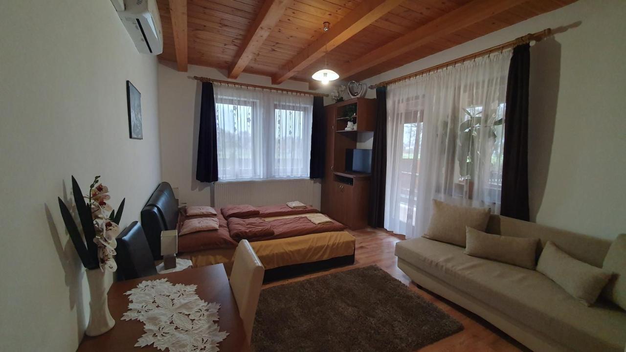 Kekszilva Vendeghaz Hotel Pap Exterior foto