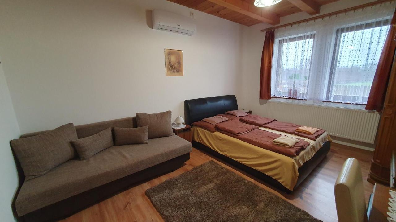 Kekszilva Vendeghaz Hotel Pap Exterior foto